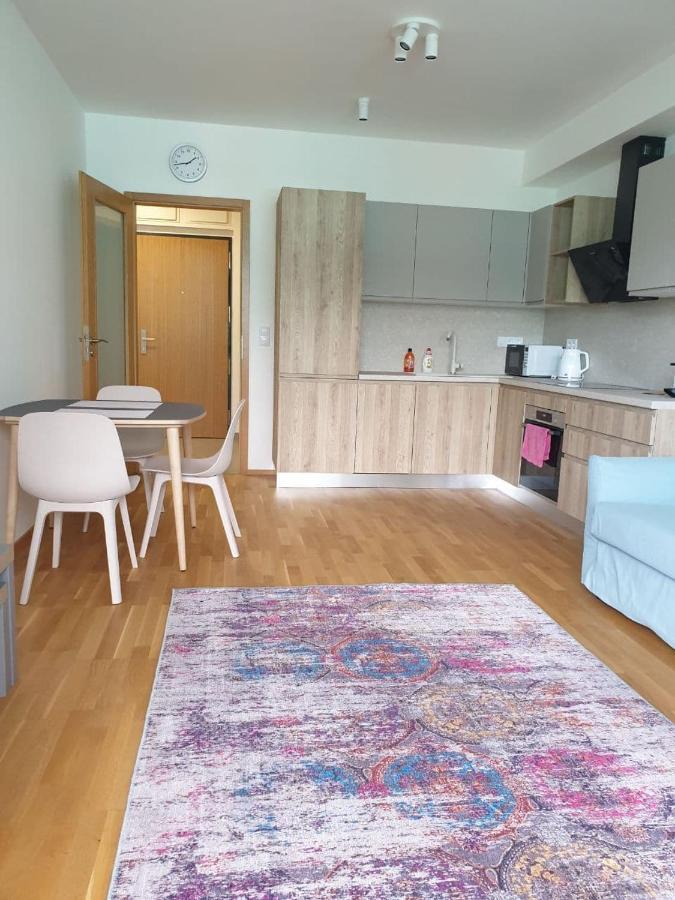Kama Apartments Πράγα Εξωτερικό φωτογραφία