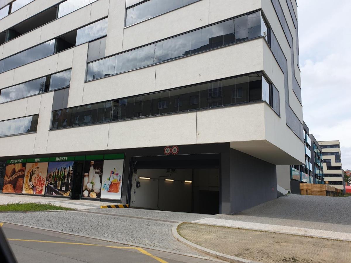 Kama Apartments Πράγα Εξωτερικό φωτογραφία